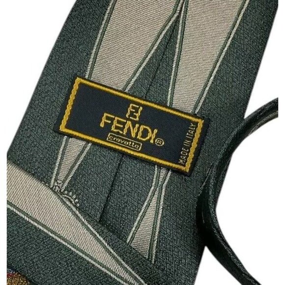 FENDI Men's 100% Silk Necktie LUXURY Tie Green Polo Club W:3.8" EUC - Picture 2 of 5